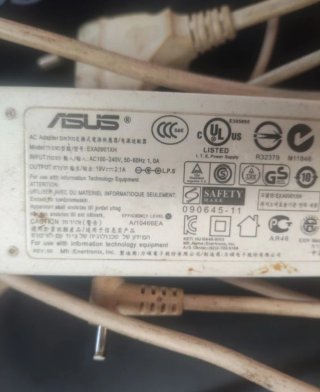 4 Cargadores PC Portátiles 19V aprox
