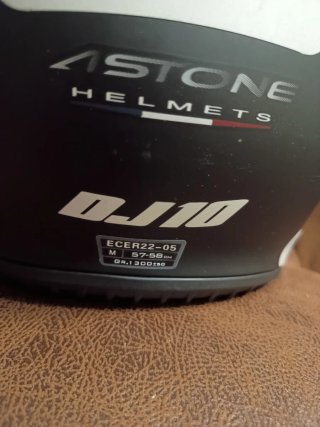 Casco Jet Negro y Naranja