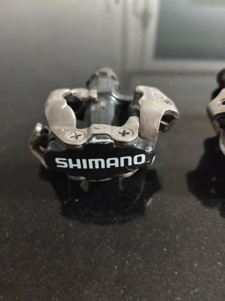 Pedal automático Shimano
