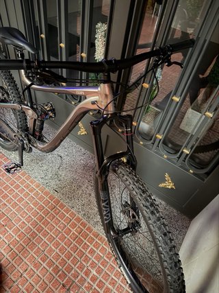 Giant Reign IMPOLUTA SUPER OFERTA!!!