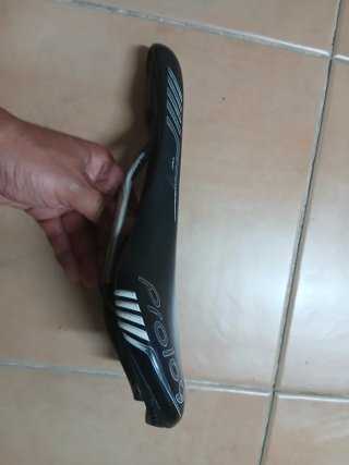 Sillín PROLOGO AST 143mm