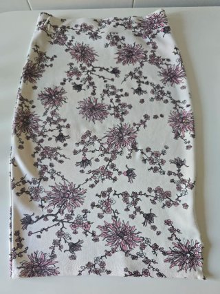 Falda tubo estampada floral