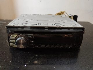Radio Pioneer sin Bluetooth