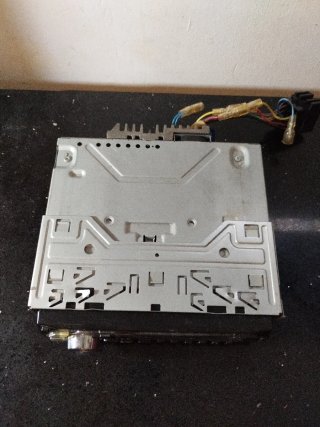 Radio Pioneer sin Bluetooth