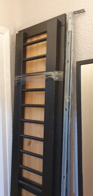 Diván negro Ikea con cajones