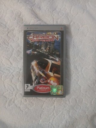 PSP Need for Speed Carbon Platinum