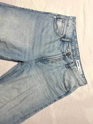 Vaqueros Bershka Azul Claro