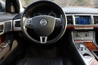 Jaguar XF 2010