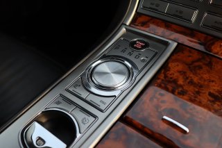Jaguar XF 2010