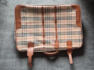 Maleta de cuadros vintage