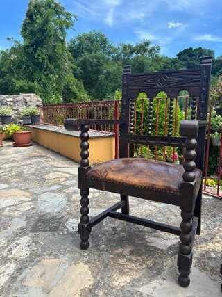 Conjunto 4 sillas y 2 sillones madera