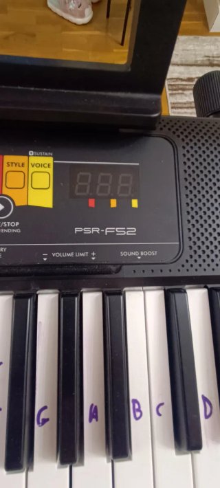 Yamaha PSR F52 Teclado Electrónico
