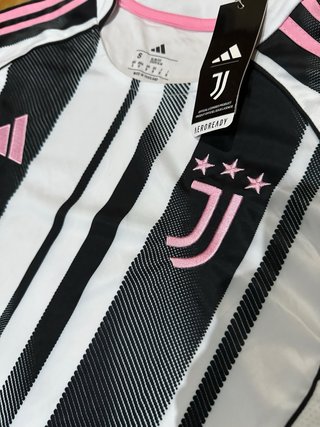 Camiseta Juventus Adidas Blanca Negra Rosa 2024