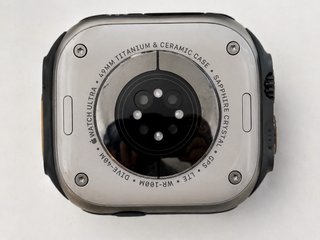 Apple Watch Ultra 1ª Gen Plata/Negro