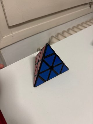 Lote Cubos Rubik 3x3, 4x4 y Pirámide