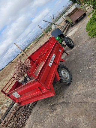 Motocultor y remolque con tracción
