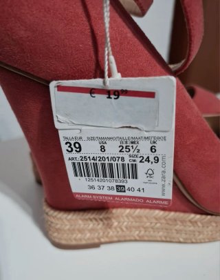 Sandalias cuña Zara rojas talla 39