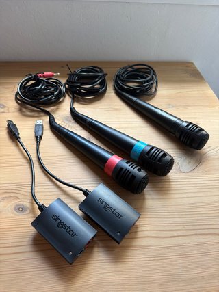Pack SingStar PS2: Micros + Adaptadores + 6 Juegos