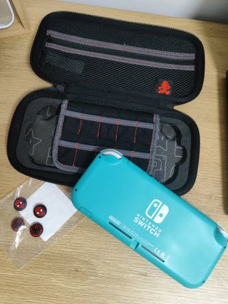 Nintendo Switch Lite, funda Mario Venta en persona