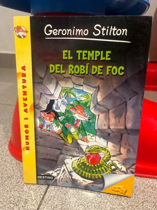 Geronimo Stilton 2 libros de aventuras.