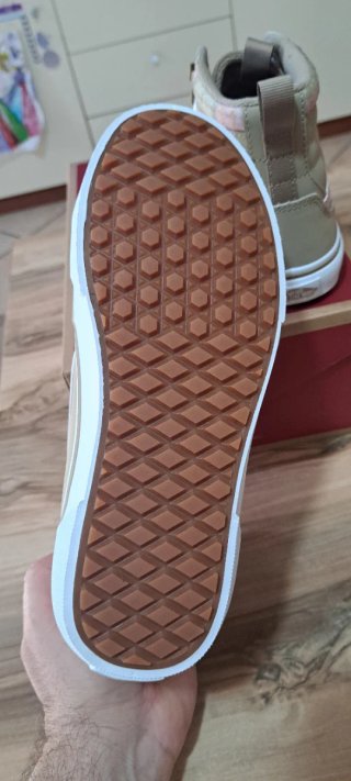 Scarpe Vans alte beige e rosa
