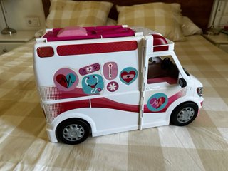 Ambulancia Barbie