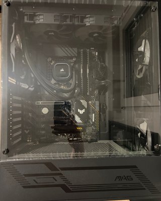 PC Intel i7-11700K 16GB + MX Keys + MX Master 3