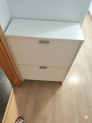 Zapatero blanco