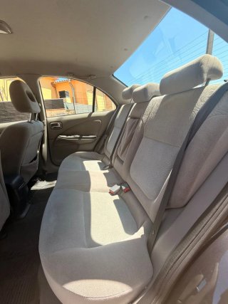 Nissan Almera 2000