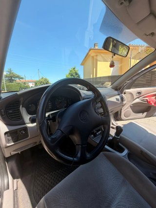 Nissan Almera 2000