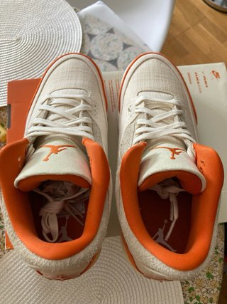 Zapatillas Adidas Beige y Naranja