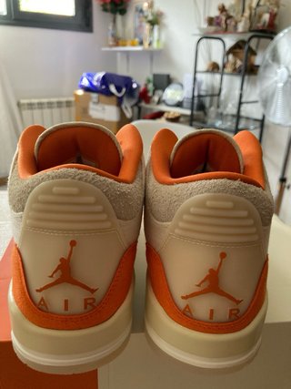 Zapatillas Adidas Beige y Naranja