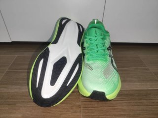 Asics Megablast