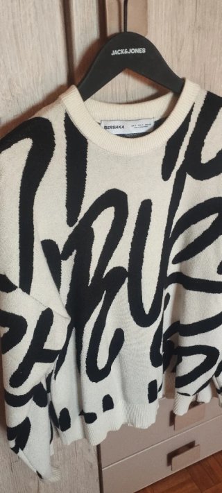 Jersey Bershka Hombre S Estampado Letras