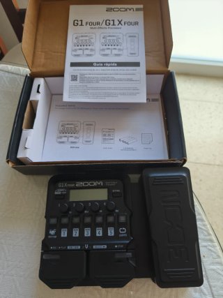 Pedalera Multiefectos Zoom G1X Four