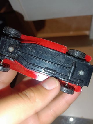 Coche clásico rojo
