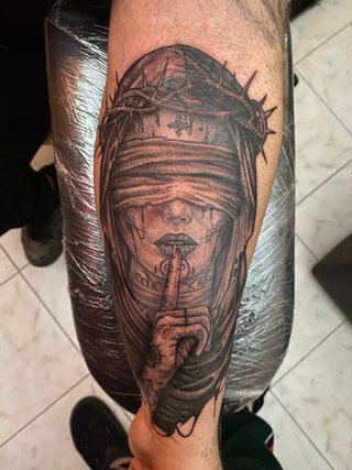 Intercambio tatuaje por iPhone 14 Pro Max o mejor