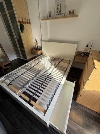 Cama ikea 155x210 con 4 cajones y cabecero