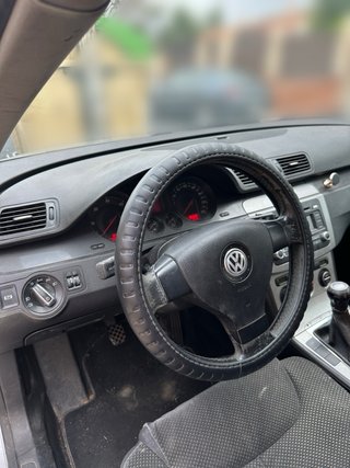 Volkswagen Passat 2006 (Negociable)