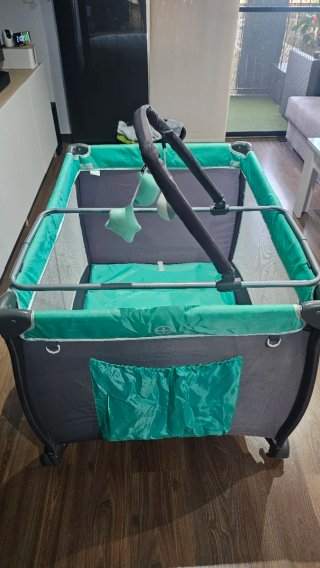 Cuna de viaje plegable para juegos con funda