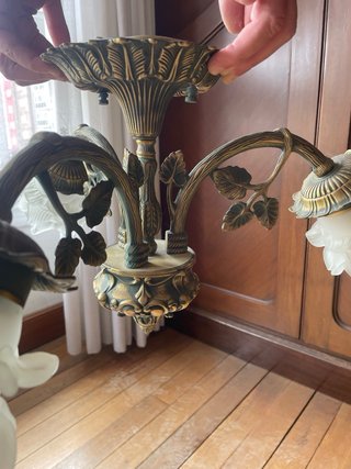 Lámpara de techo con tulipas de cristal