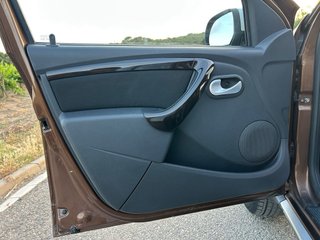 Dacia Duster ( 31800 kms )