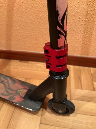Patinete de saltos con ruedas