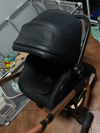 Carro de bebé + sillón de coche seminuevos