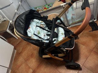 Carro de bebé + sillón de coche seminuevos