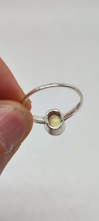 Anillo de Plata y Ópalo.