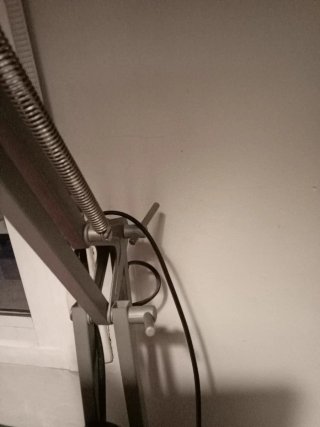 Lámpara de pie estilo industrial articulada