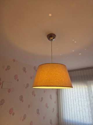 Lámpara colgante dormitorio tela beige