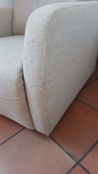 Sillón reclinable beige
