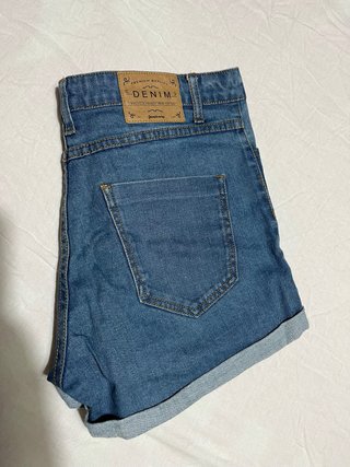 Short vaquero Stradivarius azul
